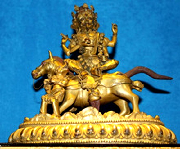 El principe Siddartha o Buda Gautama montado en su caballo Kantaka